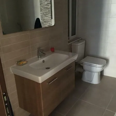 3 Bedroom Modern Spacious Big In Qawra Lejlighed